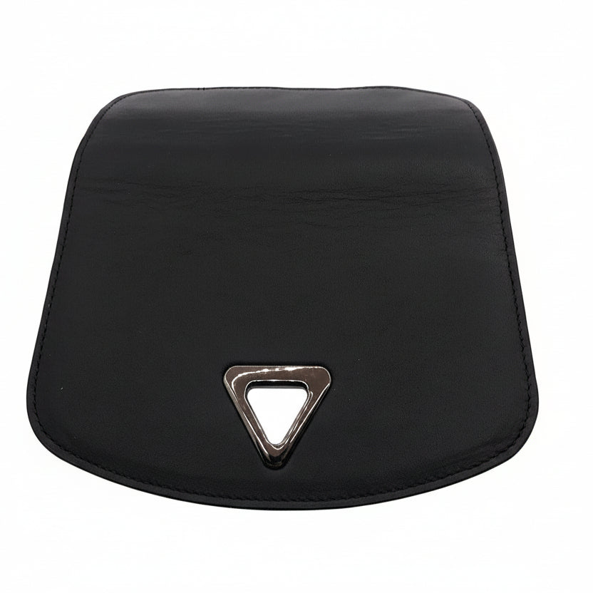 Mochila Anna solapa lisa negro