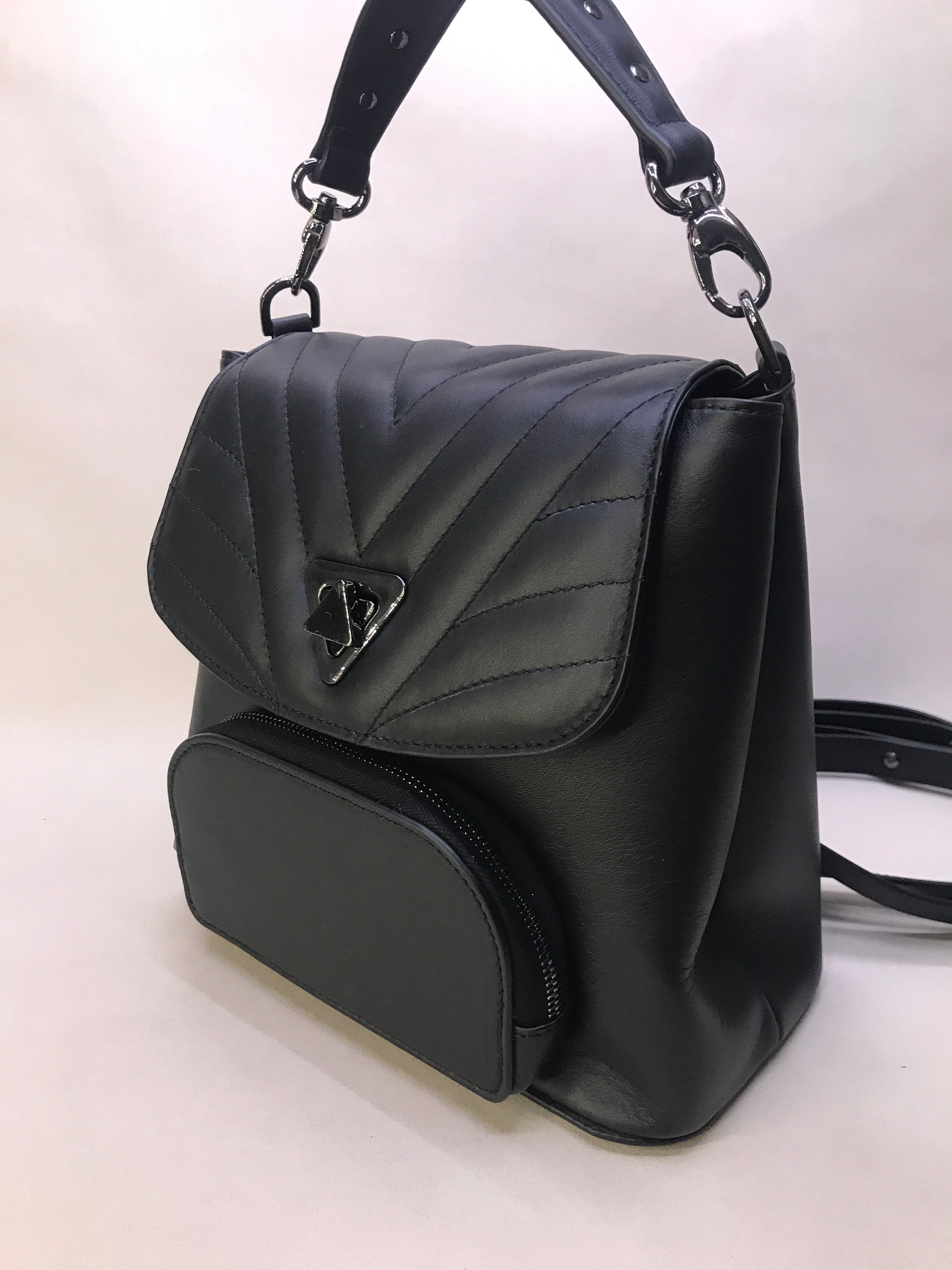 Studded flap - Anna backpack in black nappa leather