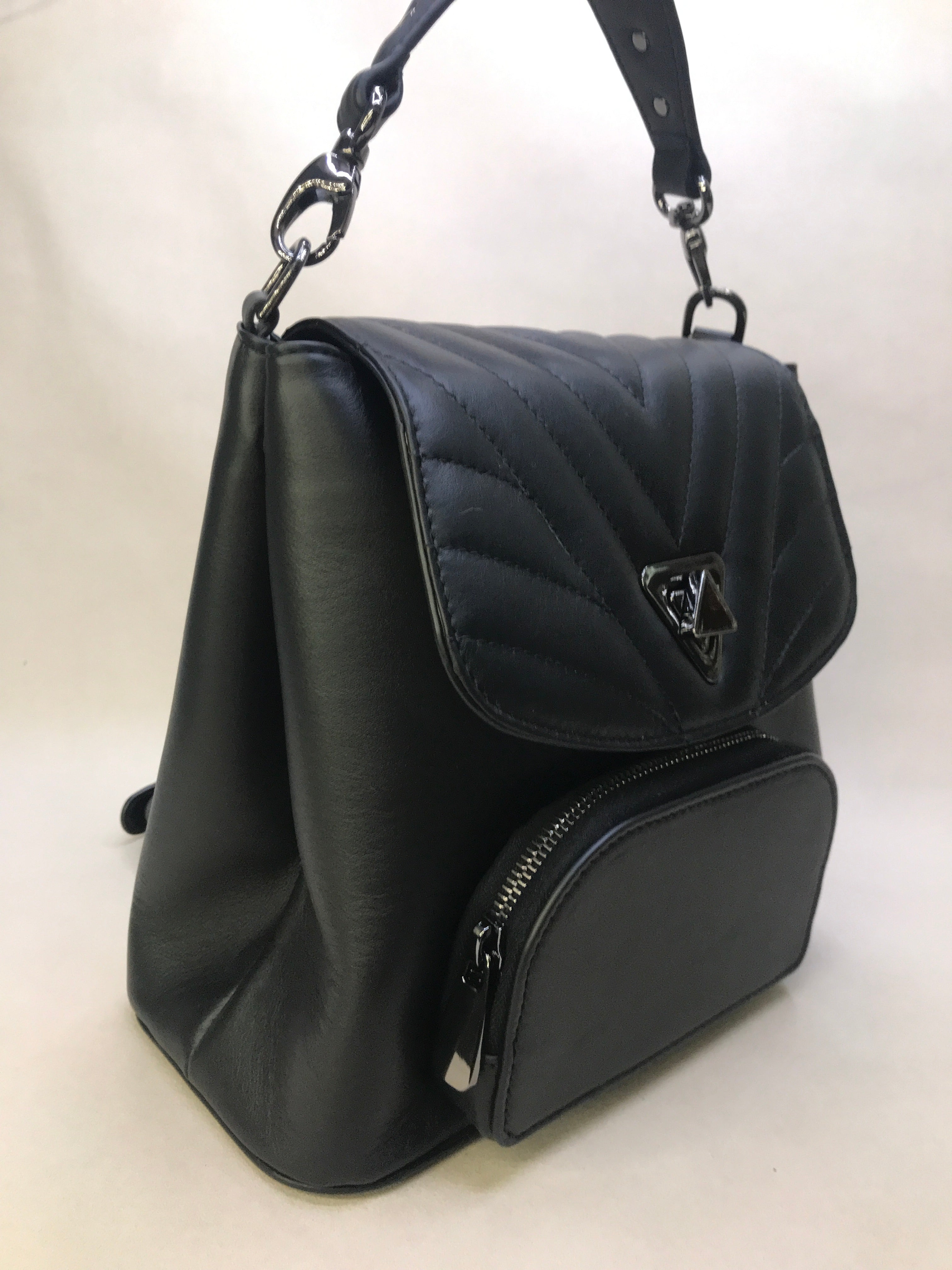 Studded flap - Anna backpack in black nappa leather