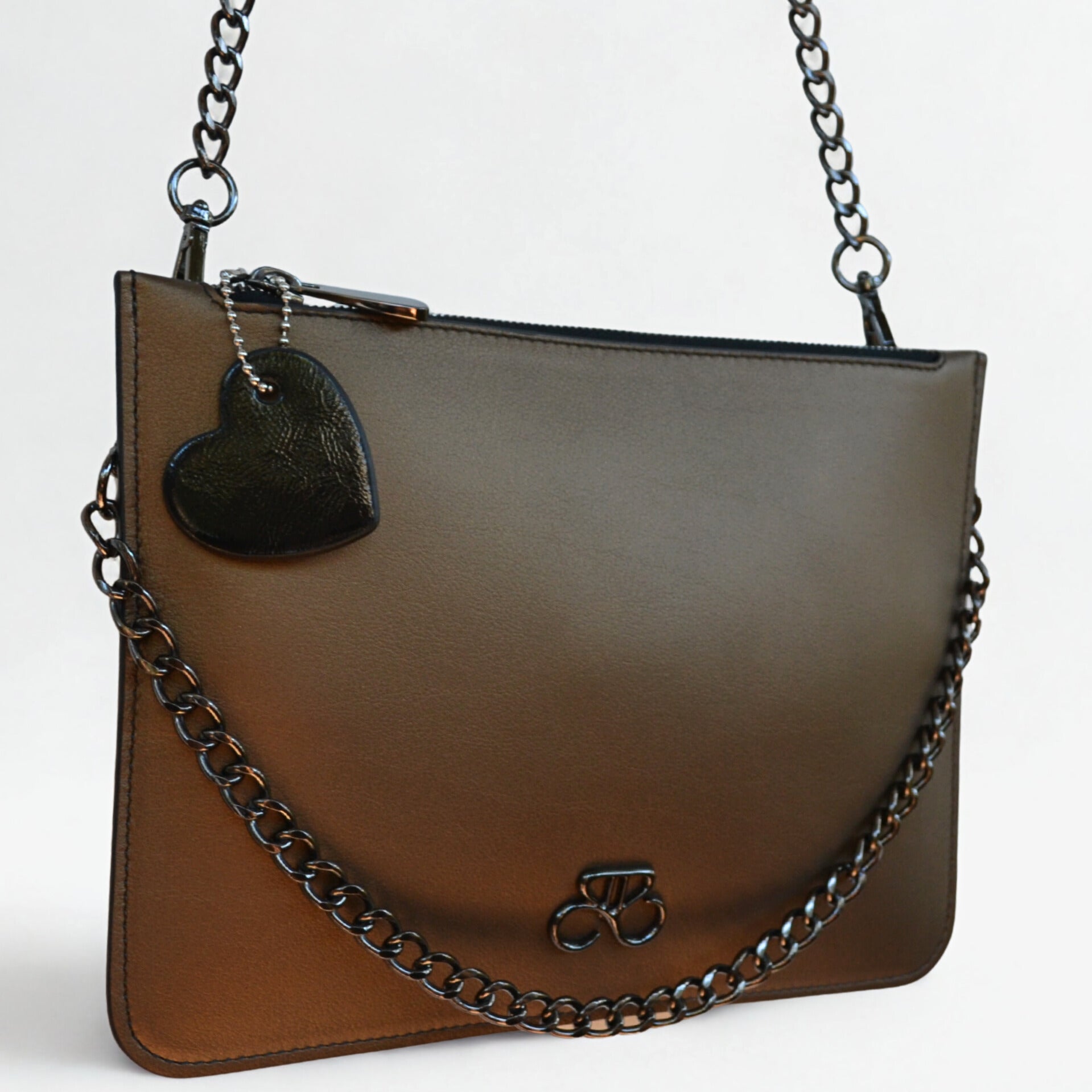 Clutch Ginebra bronce oliva liso